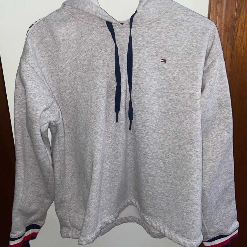 tommy hoodie